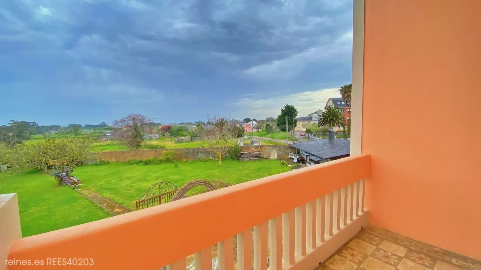 9 makuuhuone Omakotitalo myytävänä paikassa Barreiros mukana 
autotalli - 1 400 000 € (Ref: 9798329)