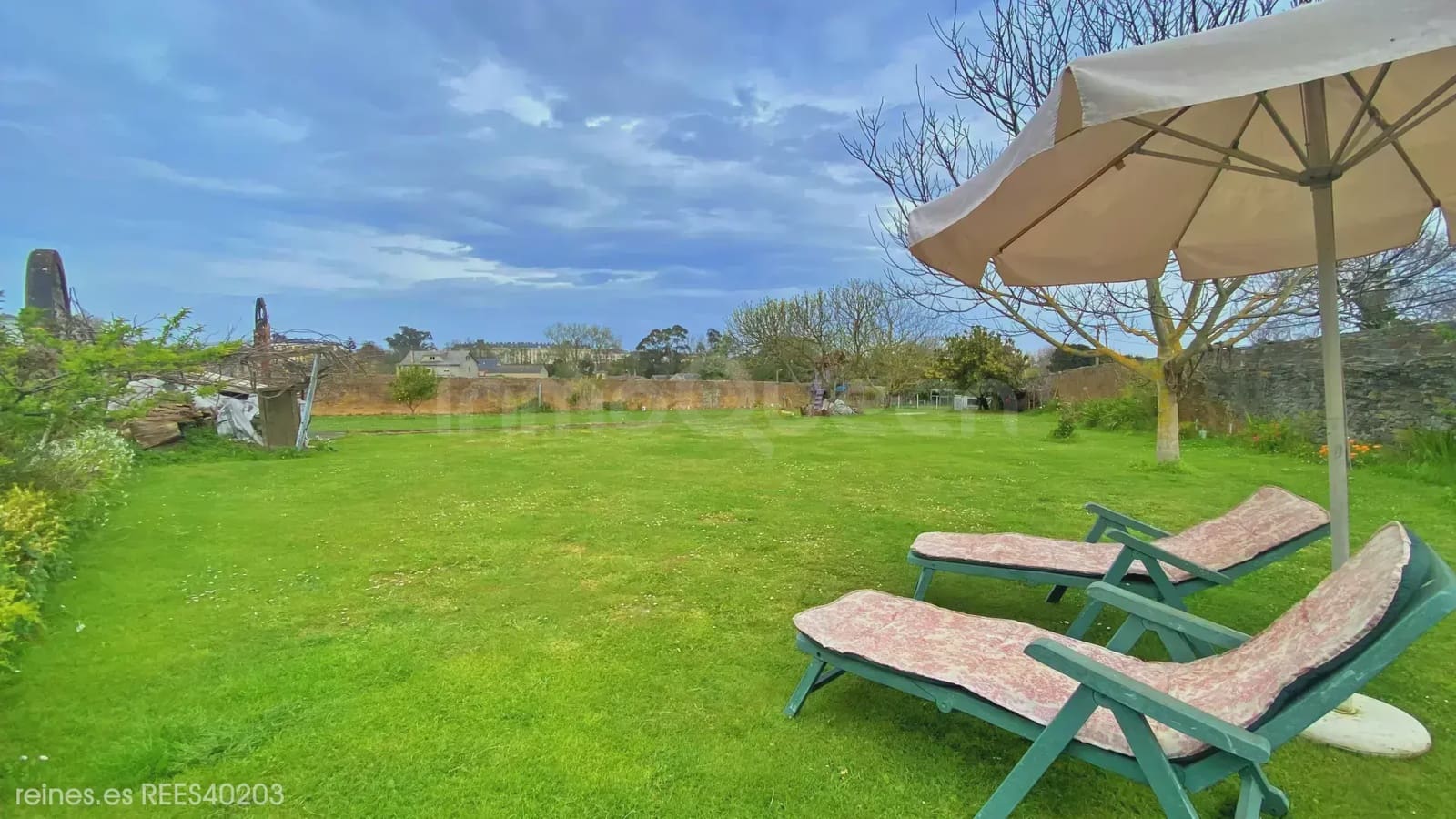 9 makuuhuone Omakotitalo myytävänä paikassa Barreiros mukana 
autotalli - 1 400 000 € (Ref: 9798329)