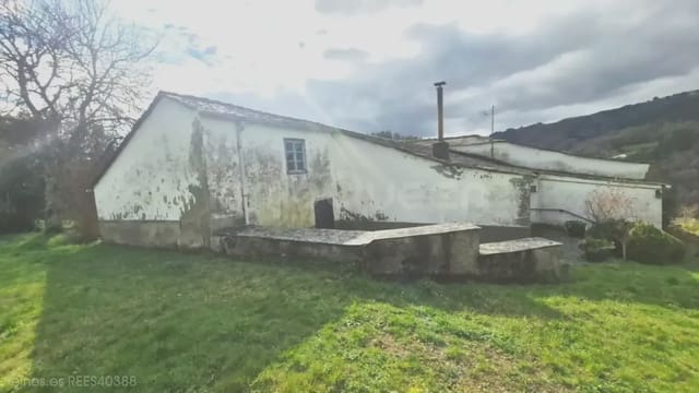 5 sypialnia Finka/Dom wiejski na sprzedaż w Santa Eulalia de Oscos z garażem - 300 000 € (Ref: 9798333)