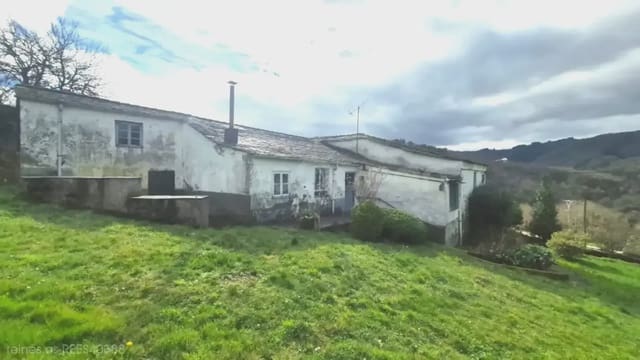 5 sypialnia Finka/Dom wiejski na sprzedaż w Santa Eulalia de Oscos z garażem - 300 000 € (Ref: 9798333)