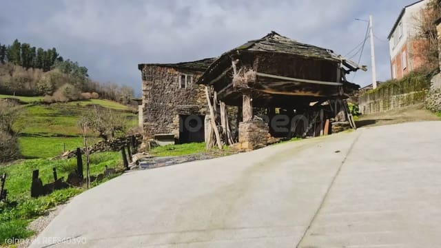 Finka/Dom wiejski na sprzedaż w Santa Eulalia de Oscos - 32 000 € (Ref: 9798334)