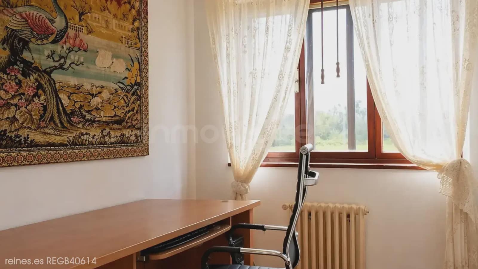 6 bedroom Apartment for sale in Ribadeo with garage - € 550,000 (Ref: 9798337)