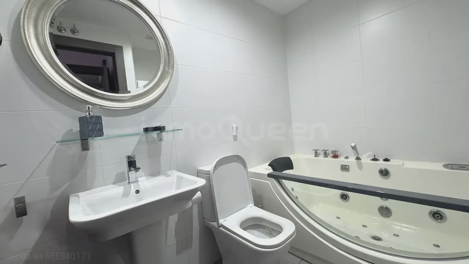 2 slaapkamer Flat te koop in Santander met garage - € 289.500 (Ref: 9798338)