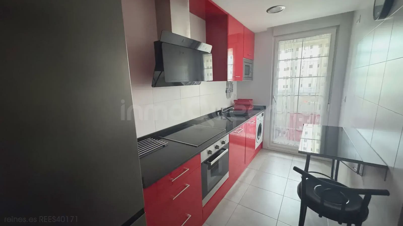 2 slaapkamer Flat te koop in Santander met garage - € 289.500 (Ref: 9798338)