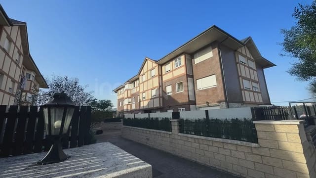 2 slaapkamer Flat te koop in Santander met garage - € 289.500 (Ref: 9798338)