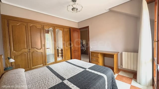 Adosado de 3 habitaciones en Noja en venta con garaje - 359.900 € (Ref: 9805713)