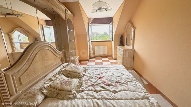 Adosado de 3 habitaciones en Noja en venta con garaje - 359.900 € (Ref: 9805713)