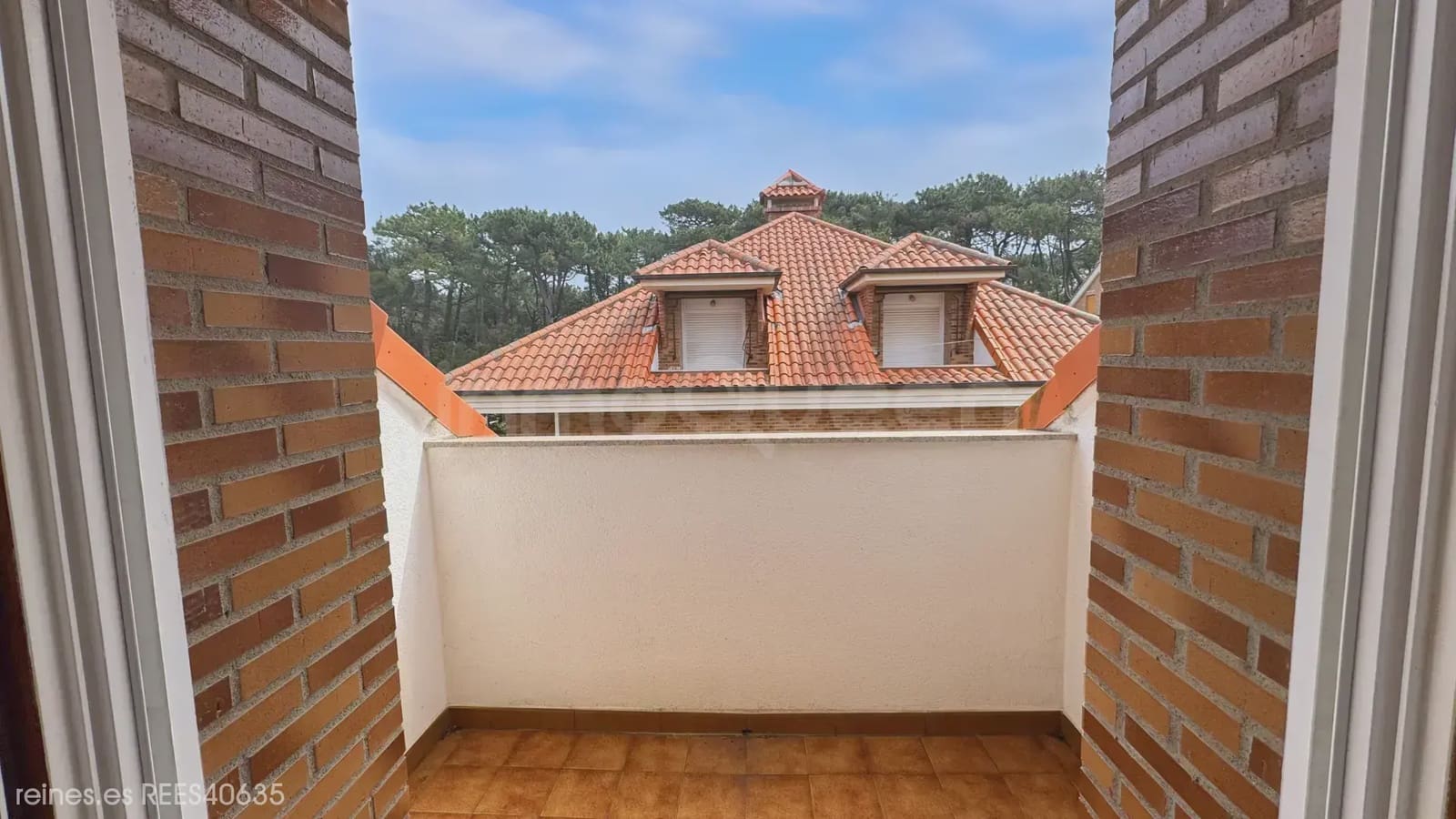 Adosado de 3 habitaciones en Noja en venta con garaje - 359.900 € (Ref: 9805713)