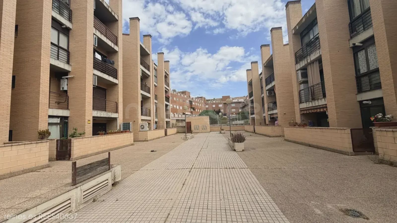 2 chambre Appartement à vendre à La Puebla de Alfinden avec garage - 197 000 € (Ref: 9805919)