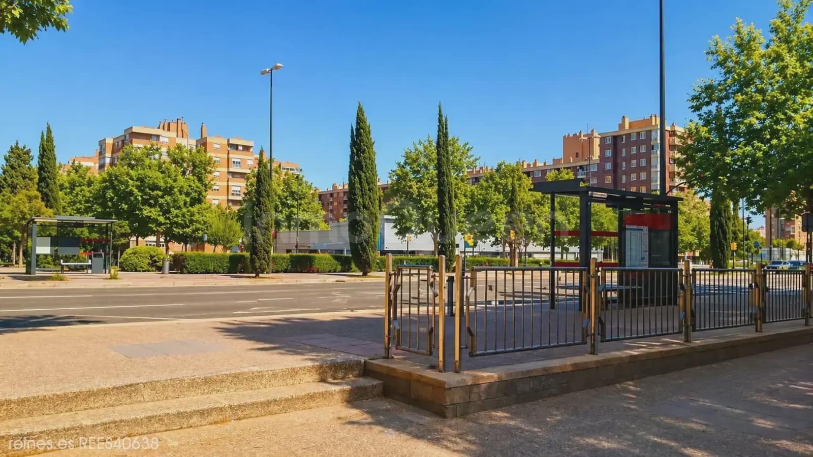 2 bedroom Flat for sale in Zaragoza city - € 98,000 (Ref: 9806815)