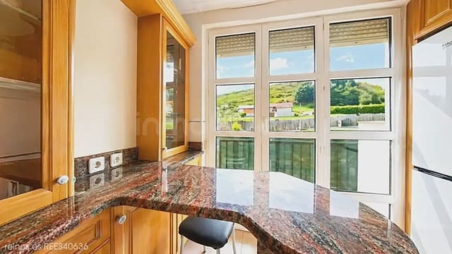 3 slaapkamer Appartement te koop in Liencres, Piélagos met garage - € 330.000 (Ref: 9806816)