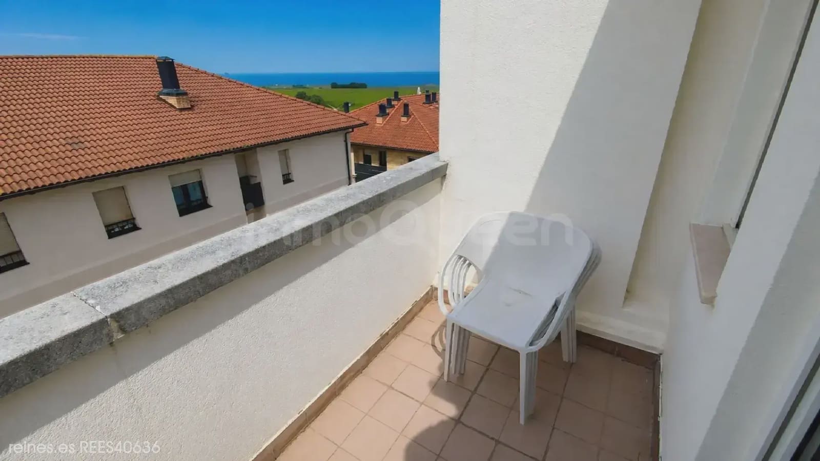 3 bedroom Apartment for sale in Liencres with garage - € 330,000 (Ref: 9806816)