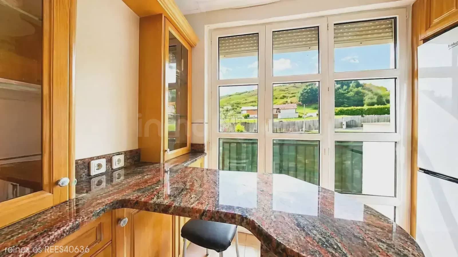 3 bedroom Apartment for sale in Liencres with garage - € 330,000 (Ref: 9806816)
