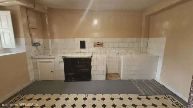 Finca/Landhuis te koop in Anievas - € 249.000 (Ref: 9811023)