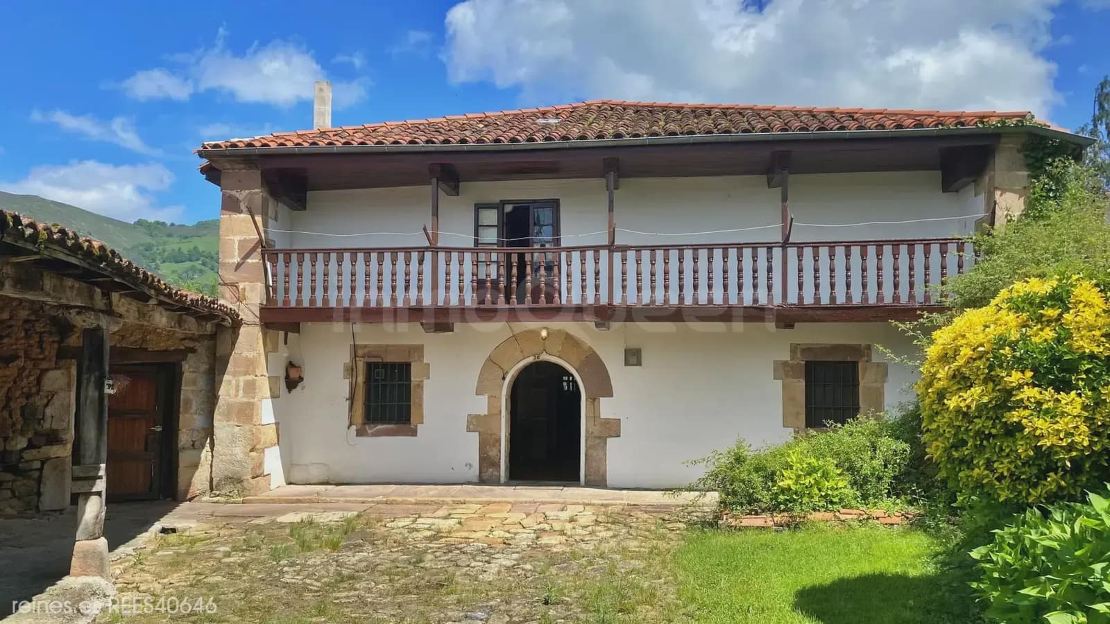 3 bedroom Finca/Country House for sale in Anievas - € 249,000 (Ref: 9811023)