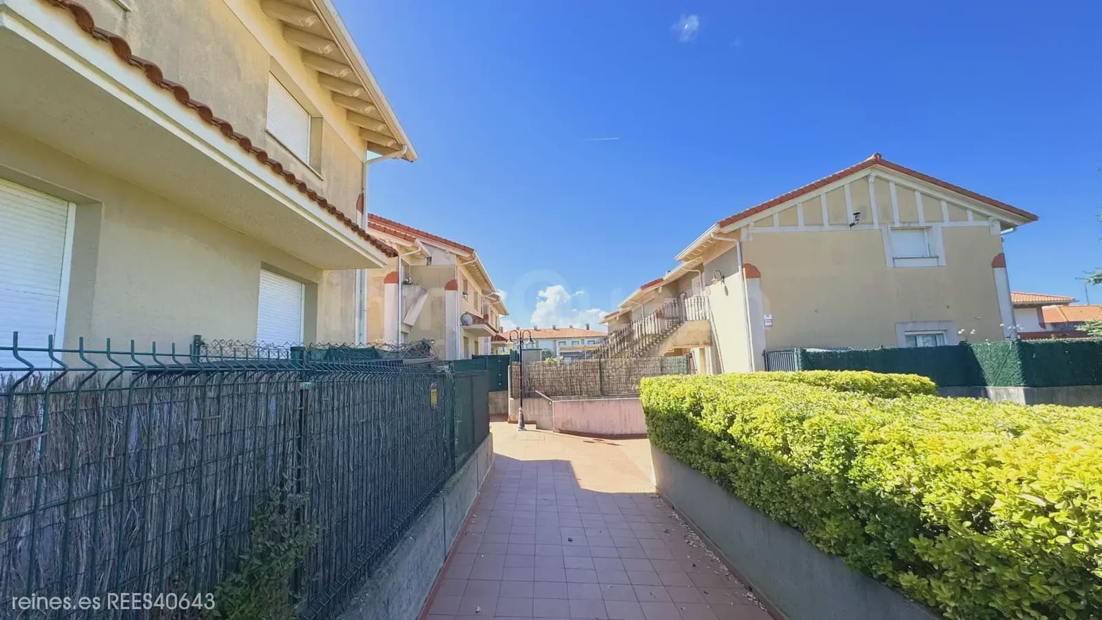 2 soveværelse Lejlighed til salg i Galizano med garage - € 299.000 (Ref: 9812925)