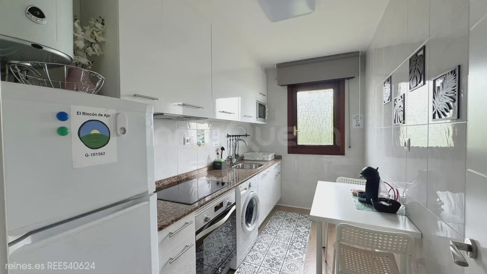 2 soveværelse Lejlighed til salg i Ajo med garage - € 249.000 (Ref: 9815040)