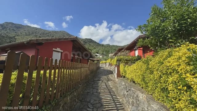 2 soveværelse Rækkehus til salg i Rionansa med garage - € 250.000 (Ref: 9816262)