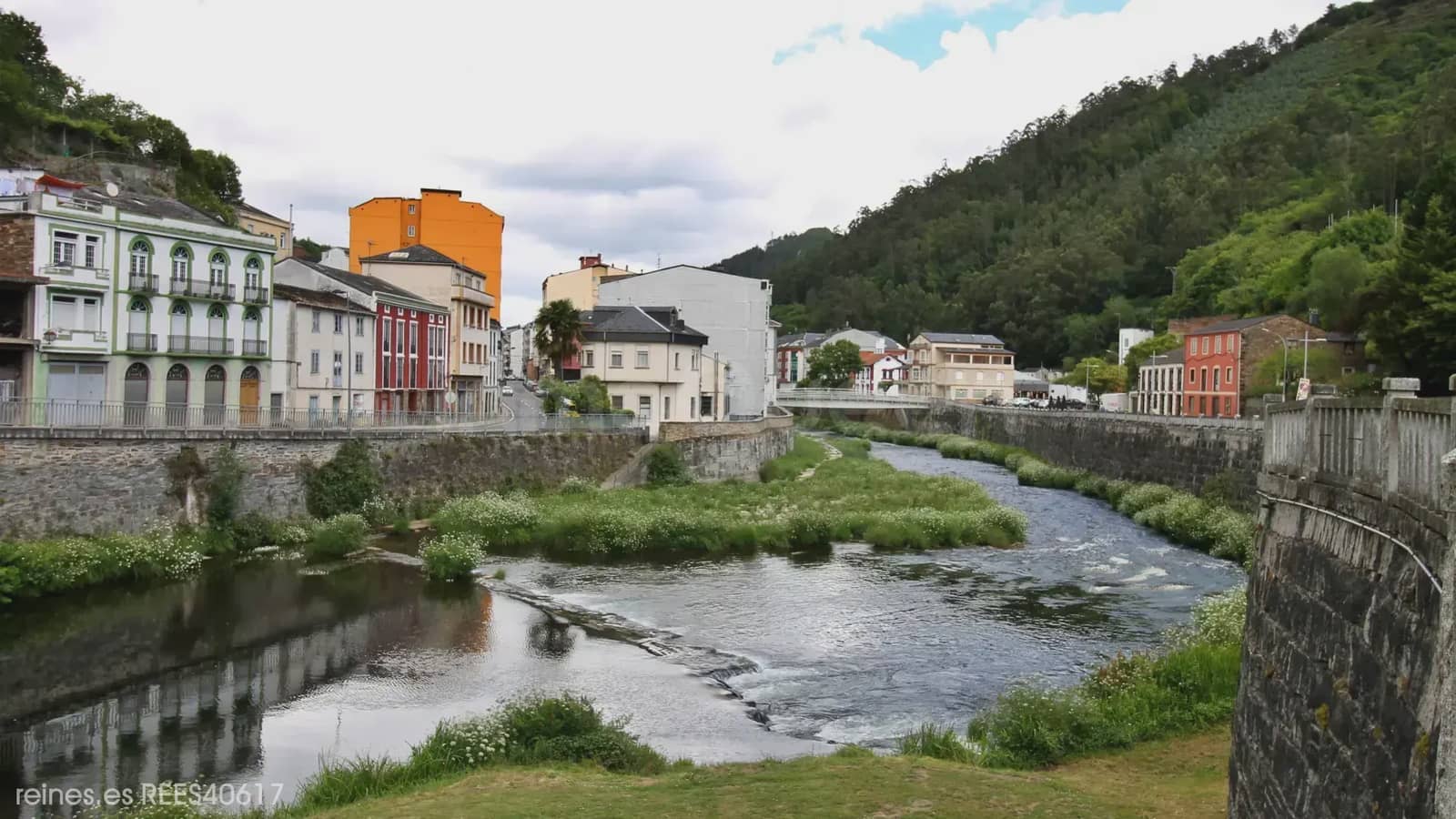 7 chambre Finca/Maison de Campagne à vendre à A Pontenova - 110 000 € (Ref: 9816764)