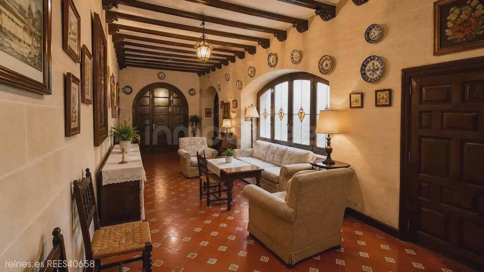 24 bedroom Villa for sale in Calamocha - € 550,000 (Ref: 9819727)