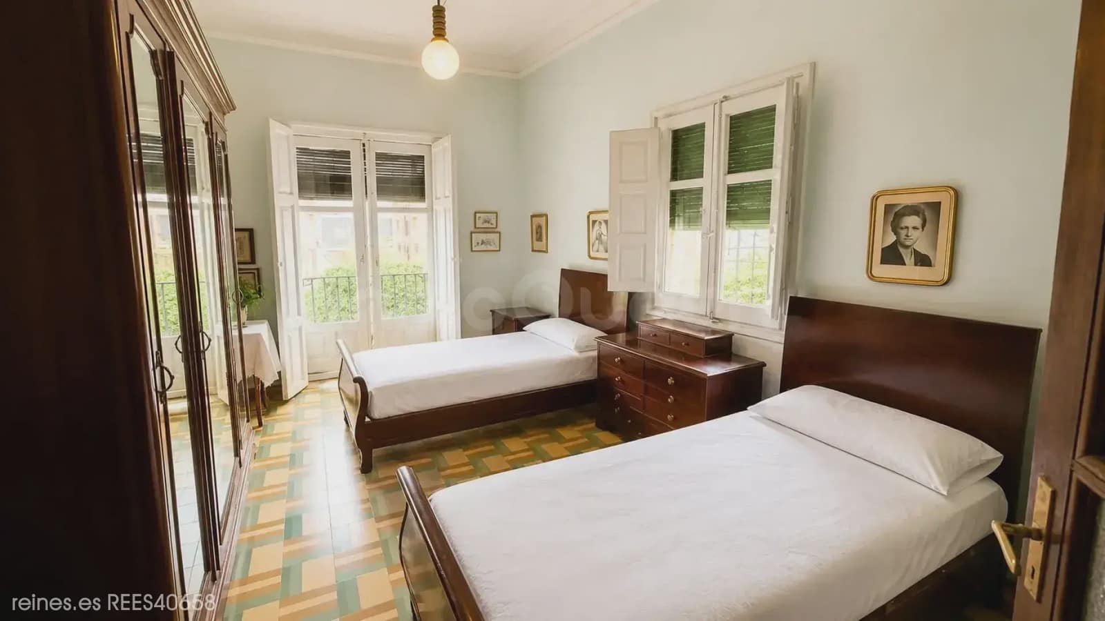 24 bedroom Villa for sale in Calamocha - € 550,000 (Ref: 9819727)