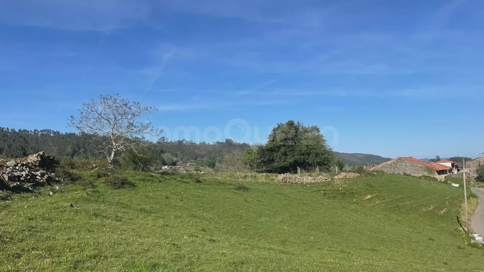 2 bedroom Apartment for sale in Llanes with garage - € 342,000 (Ref: 9819766)