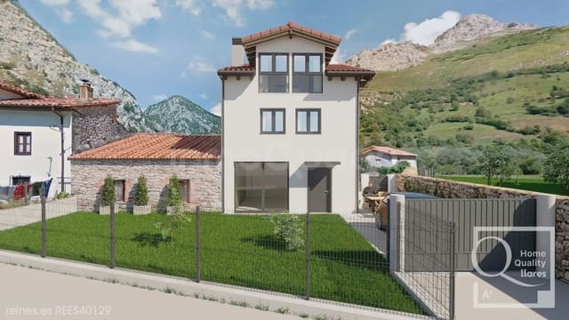 1 bedroom Semi-detached Villa for sale in Peñamellera Alta with garage - € 237,000 (Ref: 9820030)