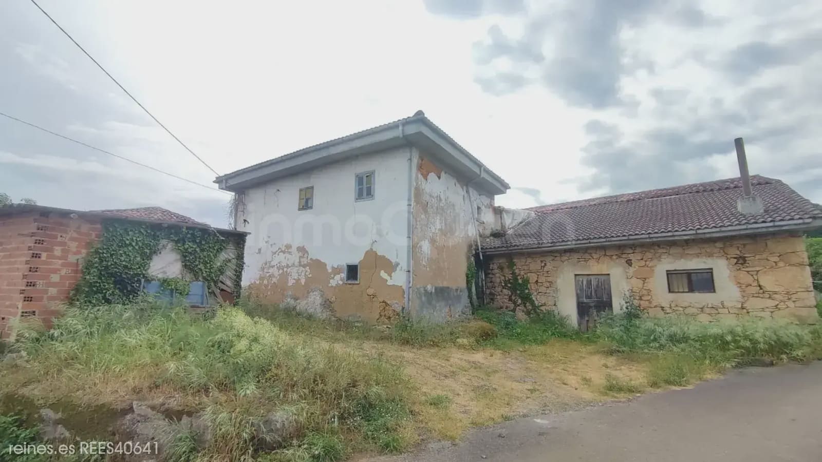 3 soveværelse Finca/Landehus til salg i Grado med garage - € 55.000 (Ref: 9820875)