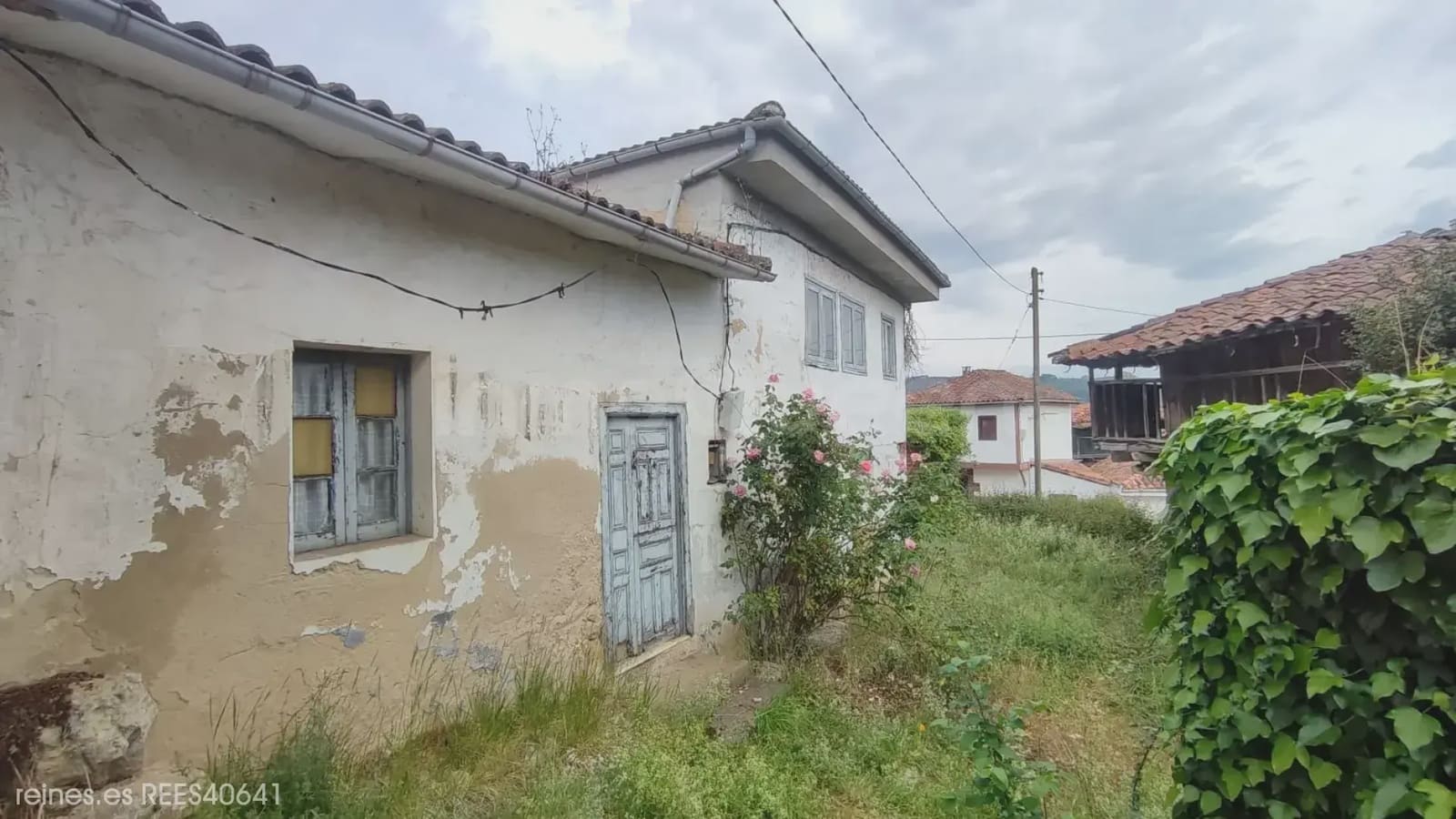 3 soveværelse Finca/Landehus til salg i Grado med garage - € 55.000 (Ref: 9820875)