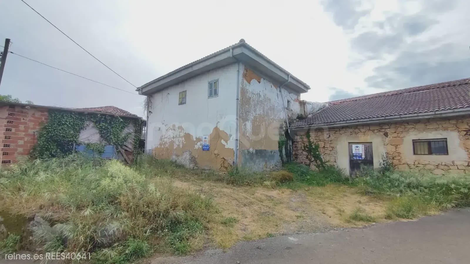 3 soveværelse Finca/Landehus til salg i Grado med garage - € 55.000 (Ref: 9820875)