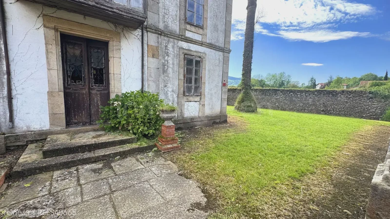 5 soveværelse Finca/Landehus til salg i Corvera de Toranzo med garage - € 300.000 (Ref: 9823652)
