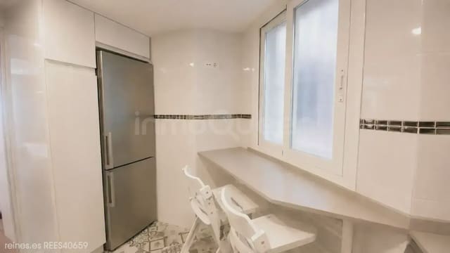 3 slaapkamer Flat te koop in Hispanoamérica, Madrid stad met garage - € 890.000 (Ref: 9825817)