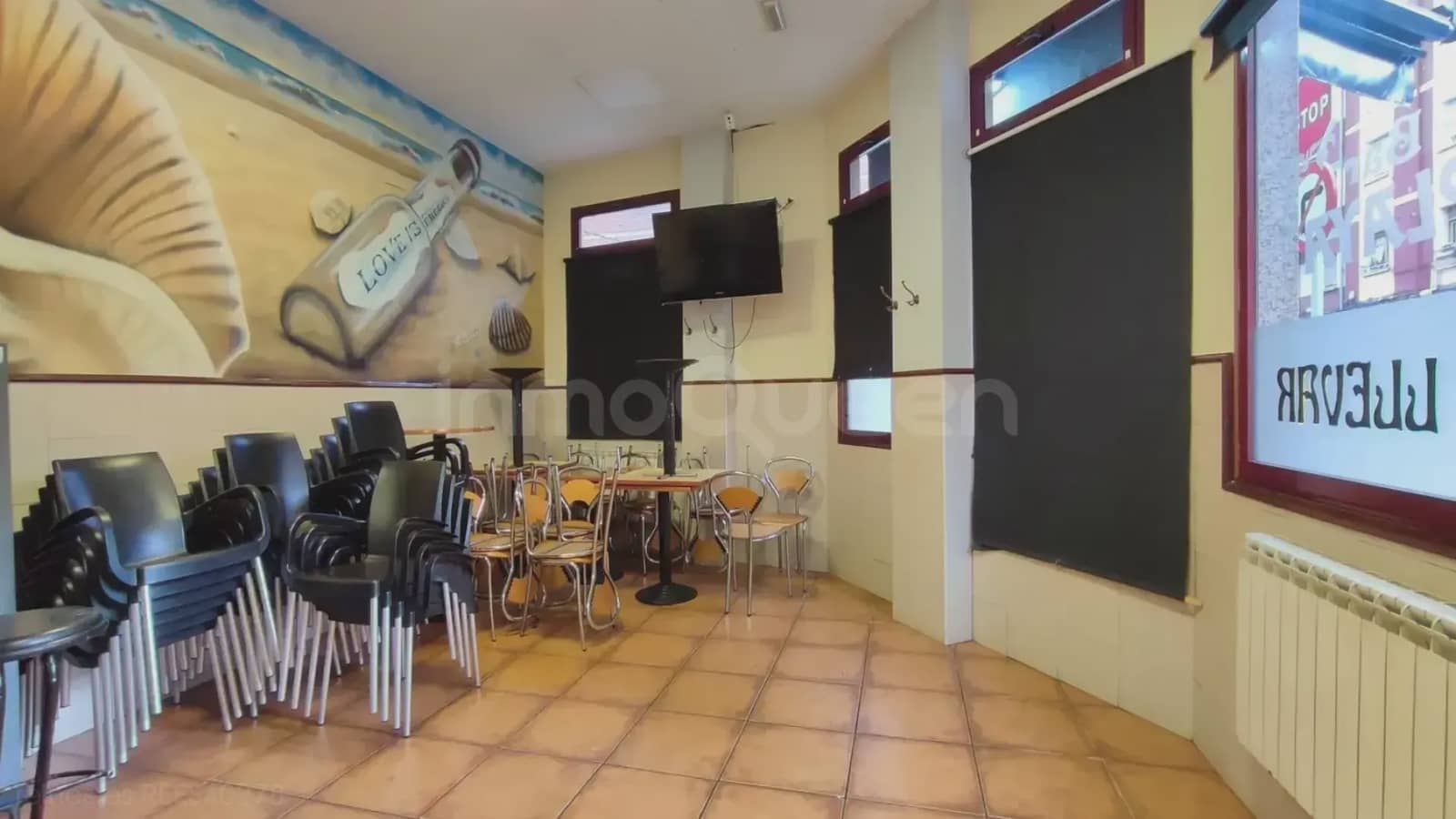 Business for sale in Mieres - € 130,000 (Ref: 9826049)