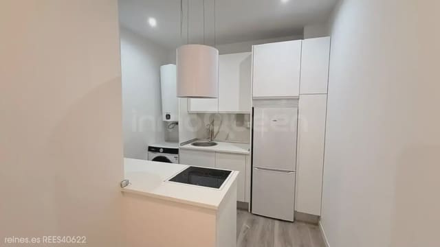 1 soveværelse Lejlighed til salg i Cuatro Caminos, Madrid by - € 450.000 (Ref: 9830504)