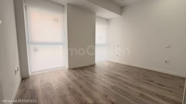 1 soveværelse Lejlighed til salg i Cuatro Caminos, Madrid by - € 450.000 (Ref: 9830504)