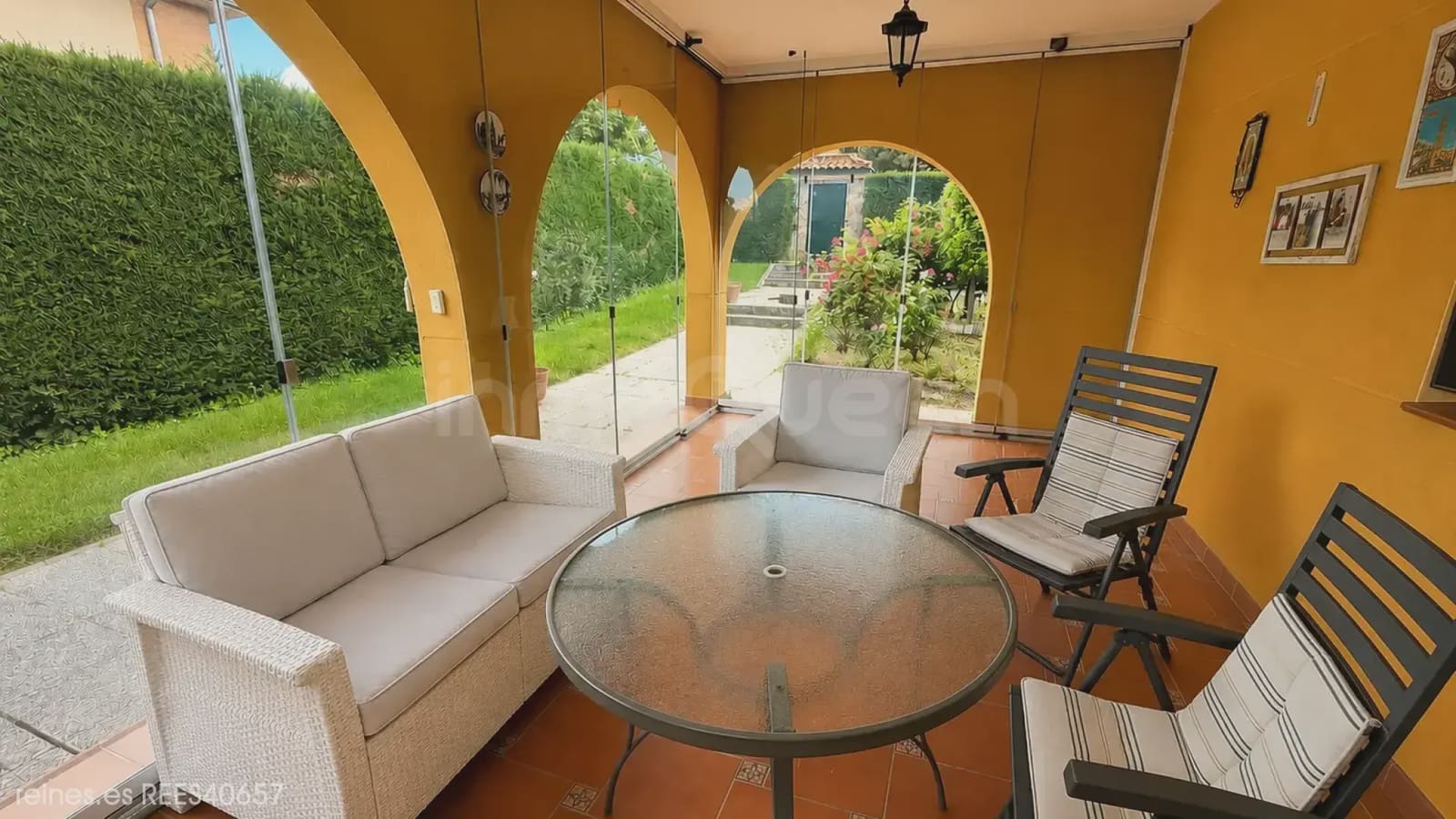 4 soveværelse Finca/Landehus til salg i Alcorcon med garage - € 1.090.000 (Ref: 9830505)