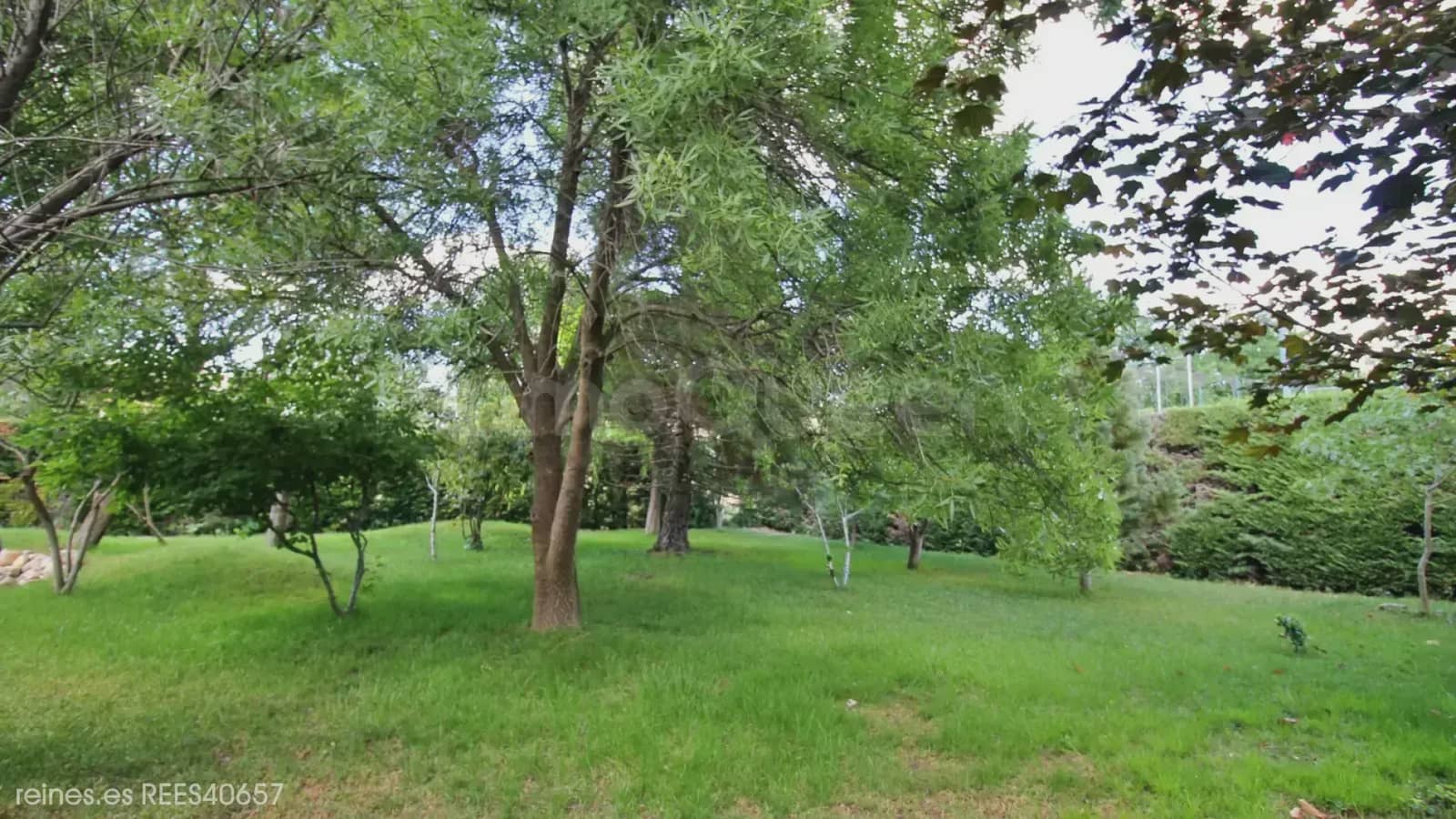 4 soveværelse Finca/Landehus til salg i Alcorcon med garage - € 1.090.000 (Ref: 9830505)