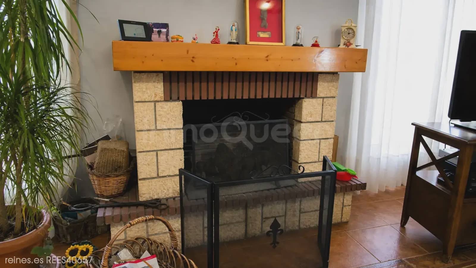 4 bedroom Finca/Country House for sale in Alcorcon with garage - € 1,090,000 (Ref: 9830505)