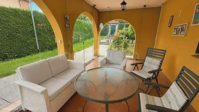 4 bedroom Finca/Country House for sale in Alcorcón with garage - € 1,090,000 (Ref: 9830505)