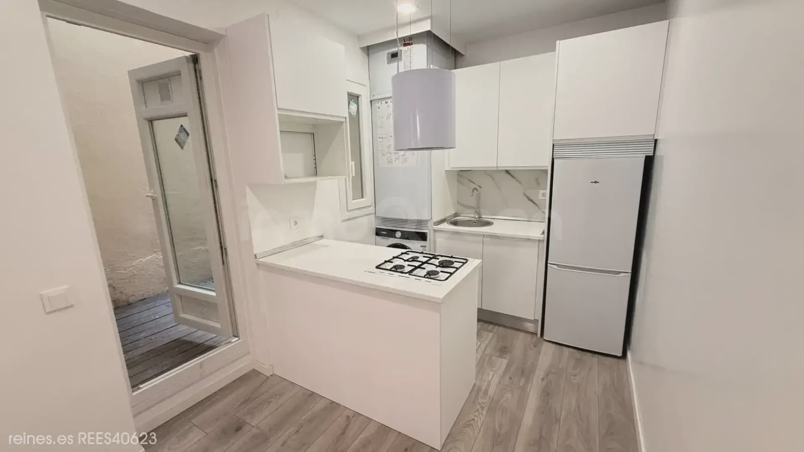 1 soveværelse Lejlighed til salg i Madrid by - € 450.000 (Ref: 9832322)