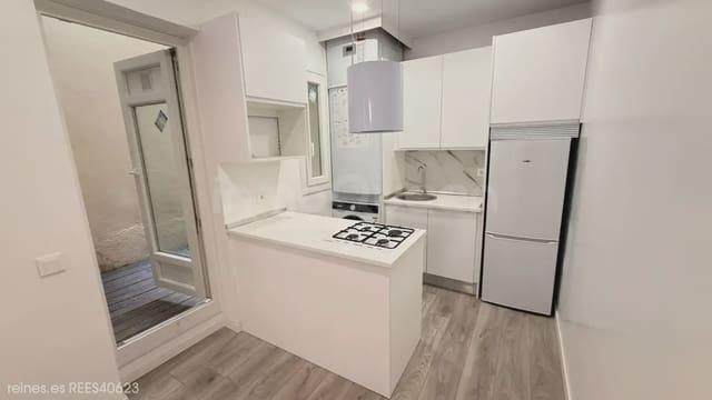 1 soveværelse Lejlighed til salg i Cuatro Caminos, Madrid by - € 450.000 (Ref: 9832322)