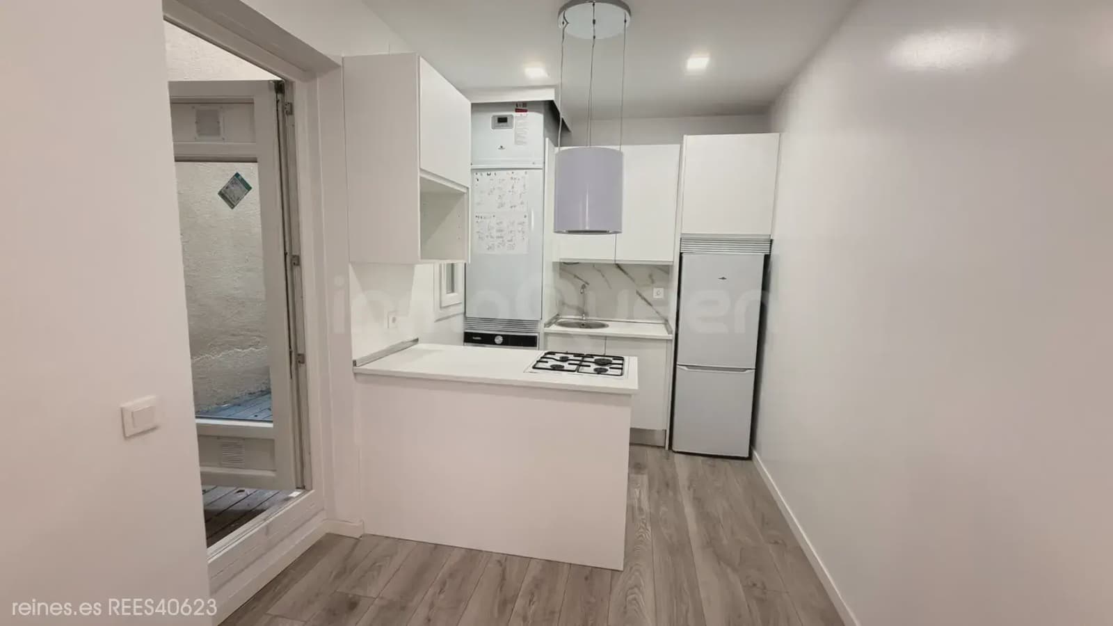 1 soveværelse Lejlighed til salg i Madrid by - € 450.000 (Ref: 9832322)