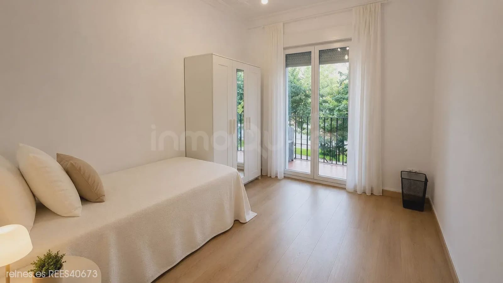 4 bedroom Flat for rent in Zaragoza city - € 1,800 (Ref: 9841058)