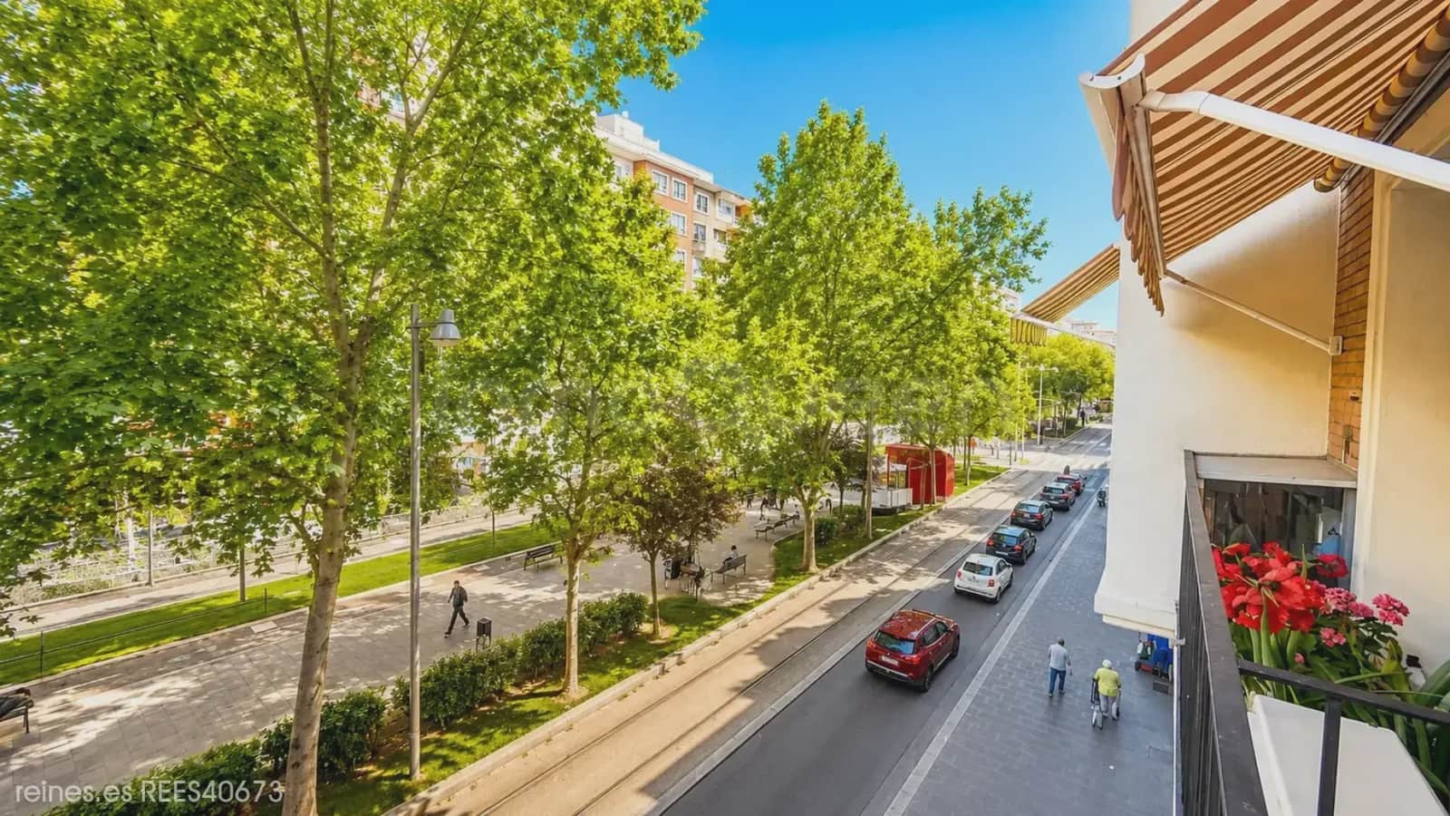 4 bedroom Flat for rent in Zaragoza city - € 1,800 (Ref: 9841058)
