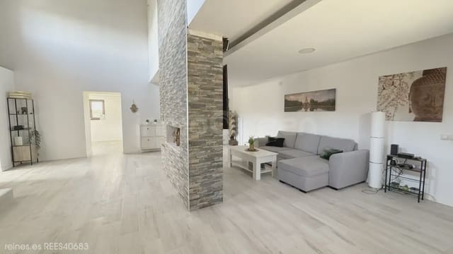 4 bedroom Apartment for sale in Bárcena de Cudon, Miengo with garage - € 410,000 (Ref: 9841221)