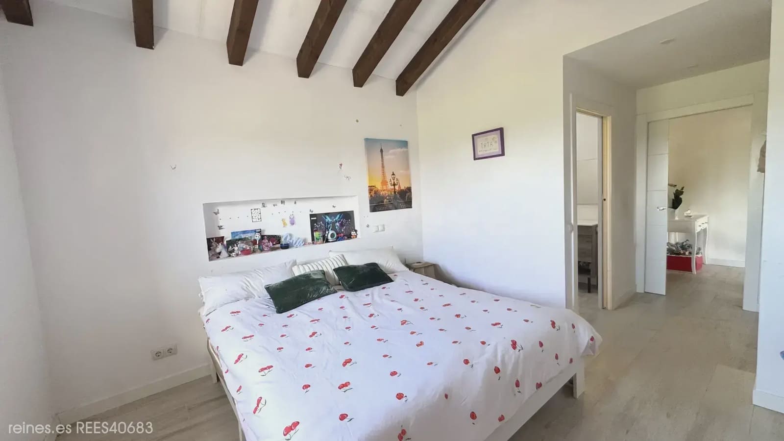 4 bedroom Apartment for sale in Barcena de Cudon with garage - € 410,000 (Ref: 9841221)