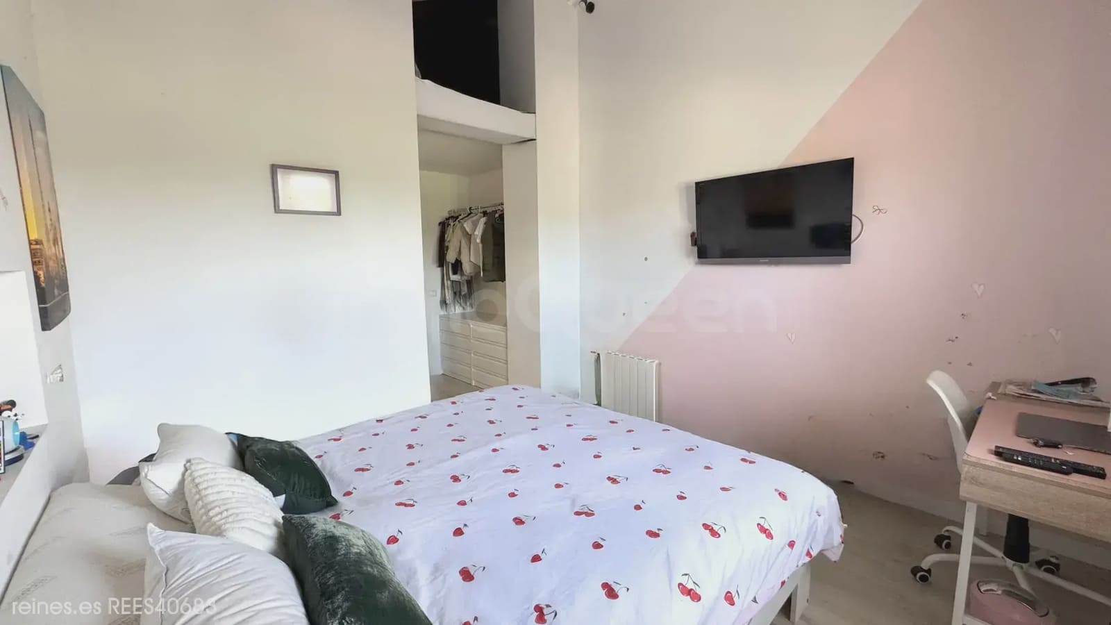 4 bedroom Apartment for sale in Barcena de Cudon with garage - € 410,000 (Ref: 9841221)