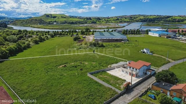 4 bedroom Apartment for sale in Bárcena de Cudon, Miengo with garage - € 410,000 (Ref: 9841221)