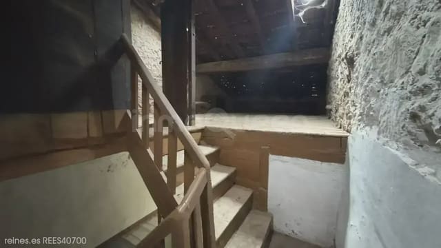 4 bedroom Finca/Country House for sale in Lamasón - € 79,000 (Ref: 9865953)