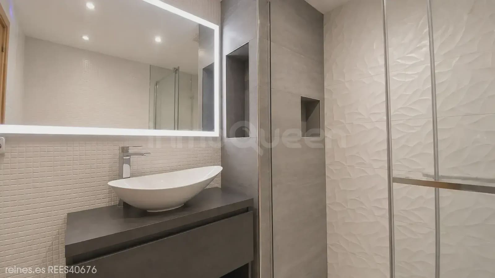 3 bedroom Semi-detached Villa for sale in Parbayon with garage - € 259,000 (Ref: 9867939)